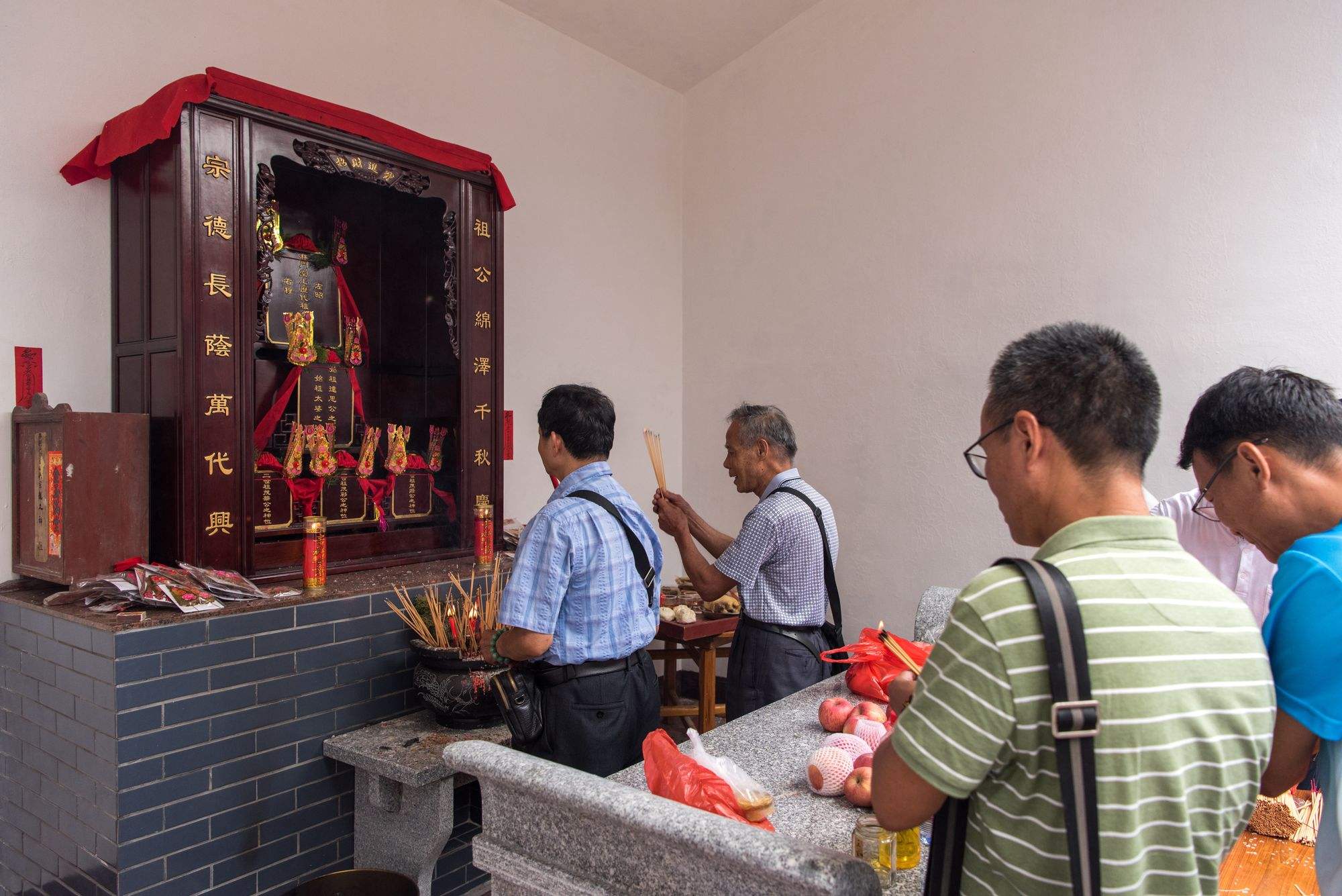 立堂口后做梦给人看病那个人好了吗(有堂口做梦详解)