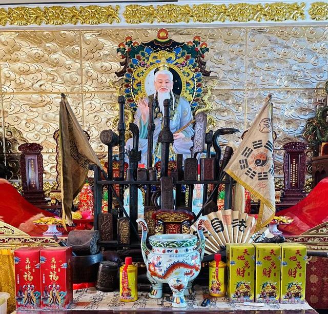 出马仙立堂口后和仙家沟通不上(出马仙让我立堂口)