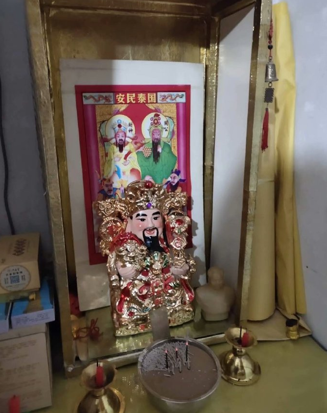 立堂口供在家里什么地方(立堂口供在家里什么地方摆放最好)