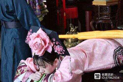 为什么没有立堂口弟子会被别人打屁股呢(立完堂口弟子应该做什么)