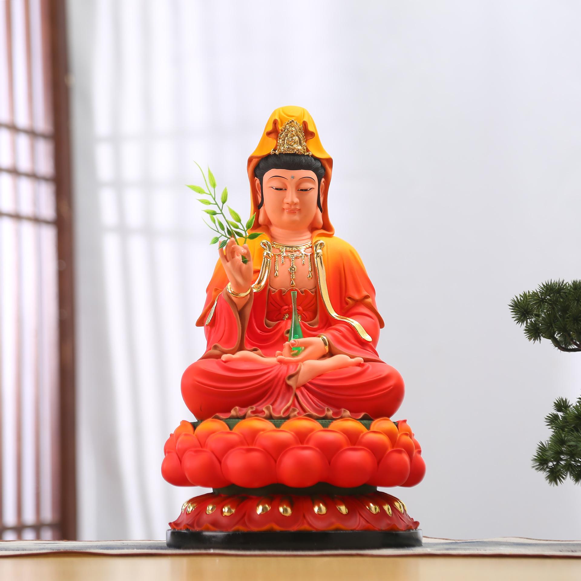 梦到叩拜观音菩萨立堂口(梦见拜见观世音菩萨)