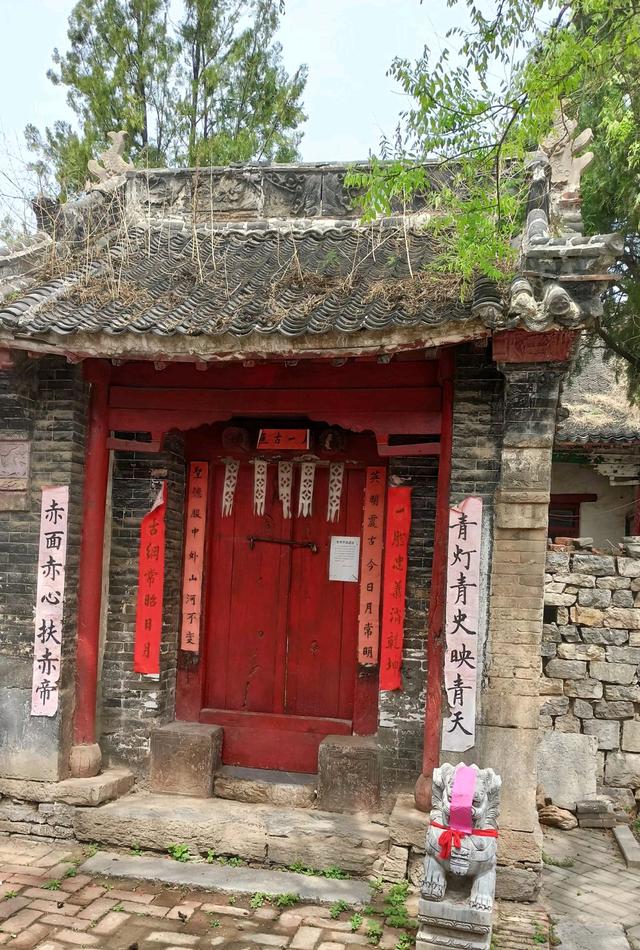 堂口立一个大房子好吗(堂口位置放家里什么方向)