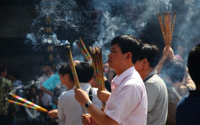 立完堂口要天天烧香吗(刚立了堂口需要注意什么)