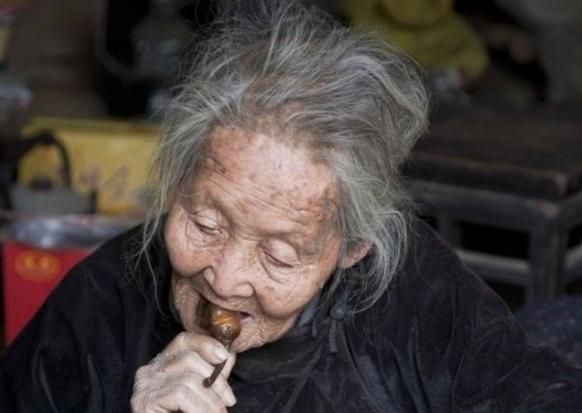 立堂口之前做梦给人看病怎么回事(立堂口后梦到给人家看事)