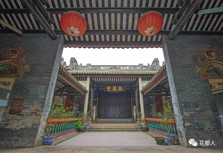 立堂口的地方(牌楼一般立在那些地方)