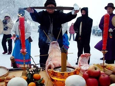 萨满文化跳大神立堂口(什么叫萨满堂口)