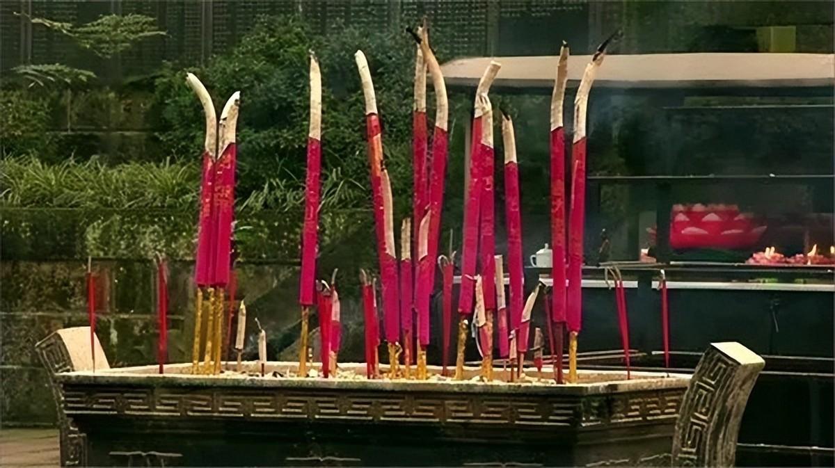 立堂口之前上香上几根(立堂口前几天会有什么感觉)