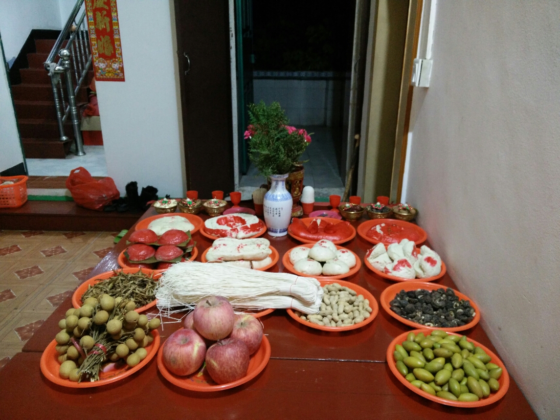 立堂口摆的贡品图片(立堂口都准备什么东西)