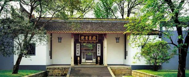 立堂口前开眼还是立堂口后开眼(立堂口后多久能开眼开耳)